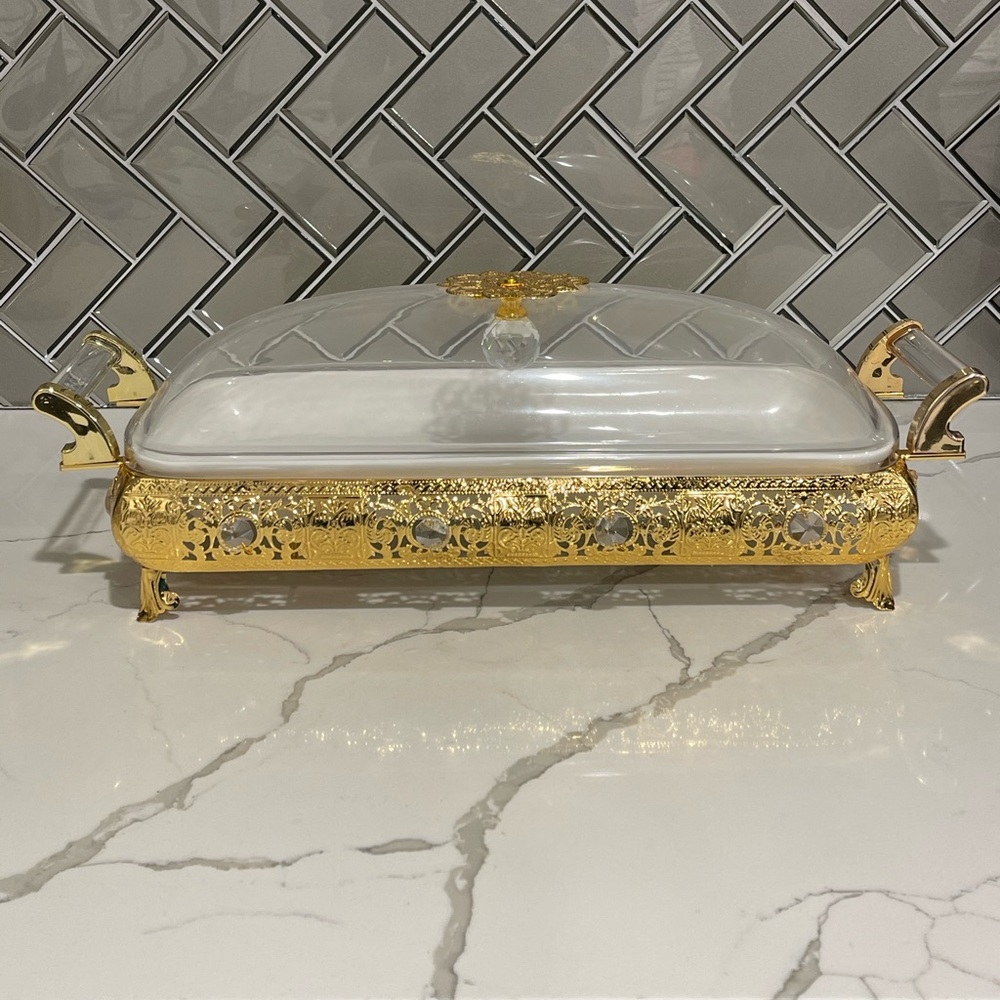 Gold detailing dessert/food tray